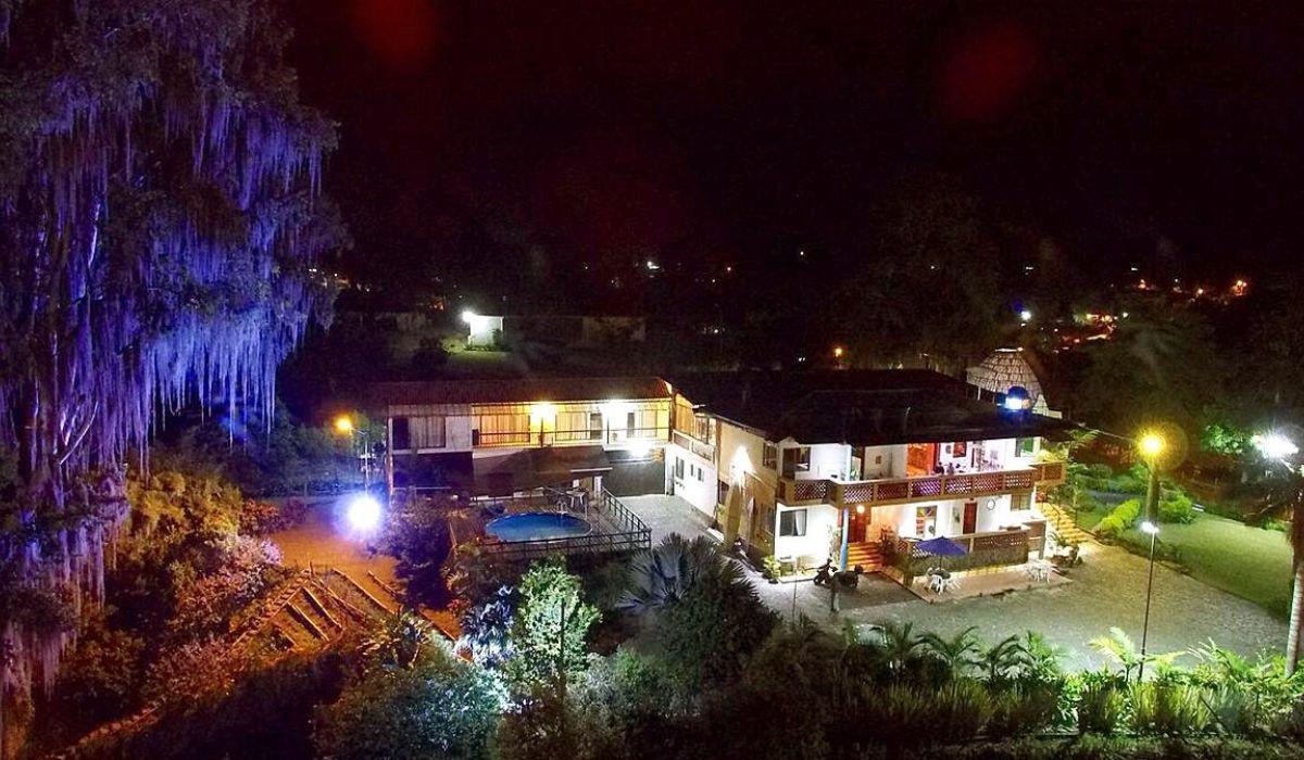 Hotel Faroazul Rnt12633 Санта Роса де Кабал Екстериор снимка